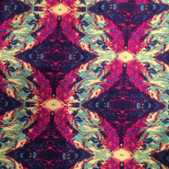 Lularoe OS Leggings - Picture 2 of 2